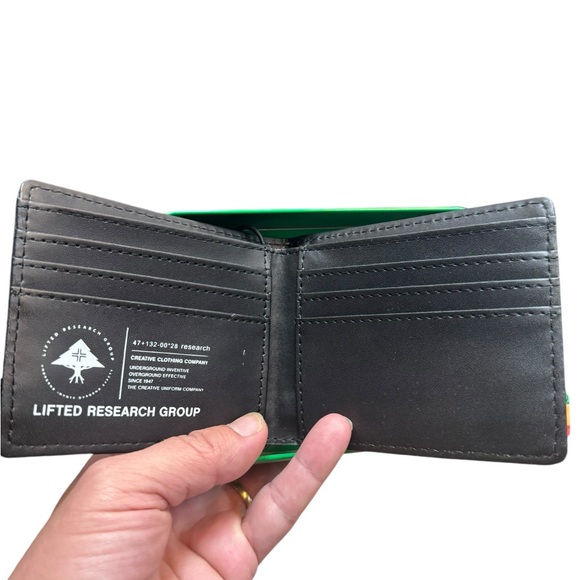 LRG Wallet - Picture 2 of 5